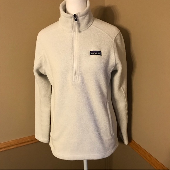 Patagonia Tops - Patagonia Women's Clasic Synchilla Marsupial Pull Over White Size XS.